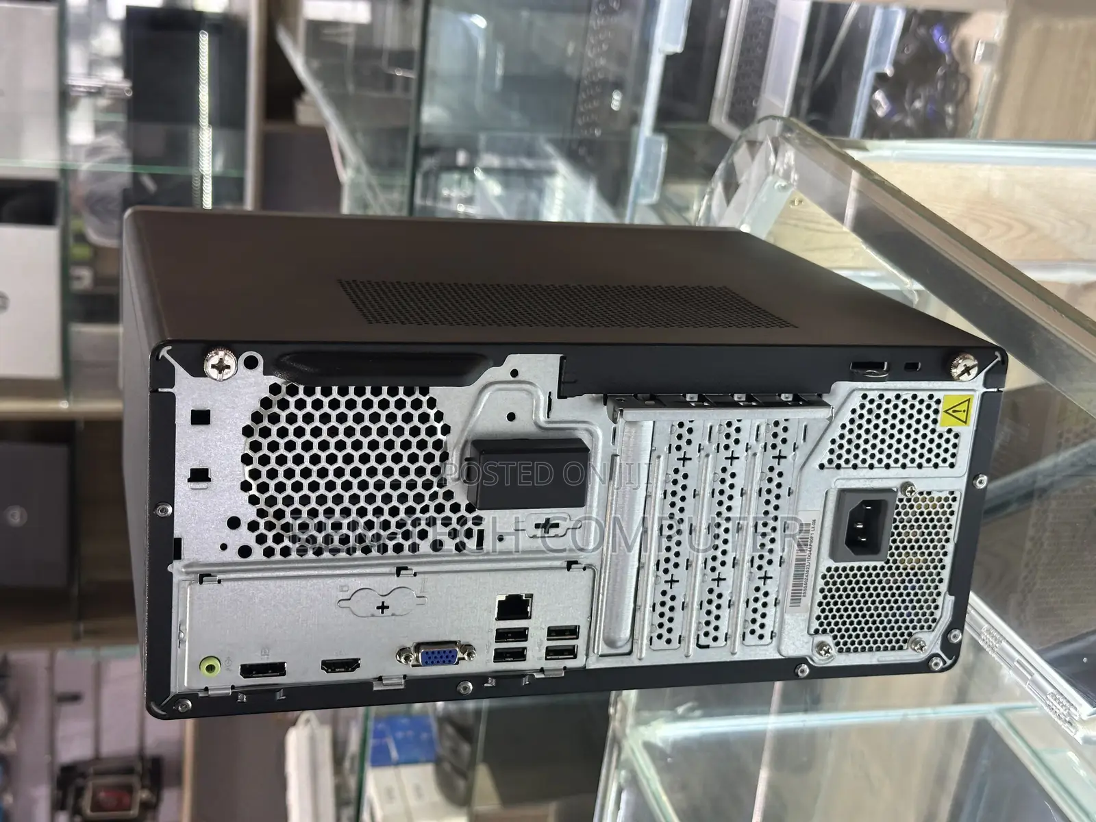 Desktop Computer Lenovo 8GB Intel Core i5 SSD 512GB