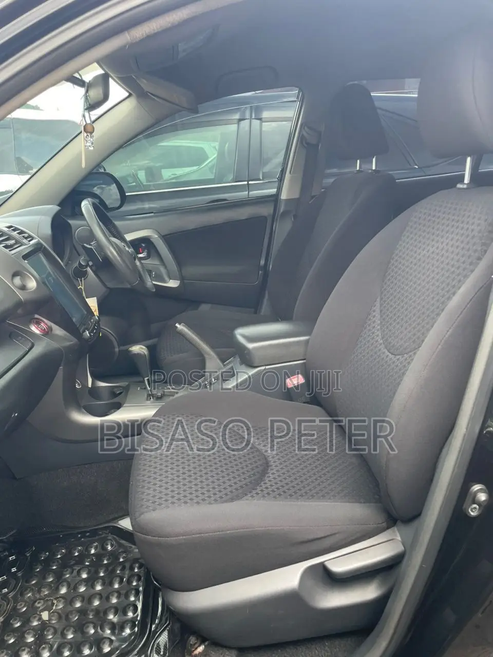 Toyota Vanguard 2011 Black