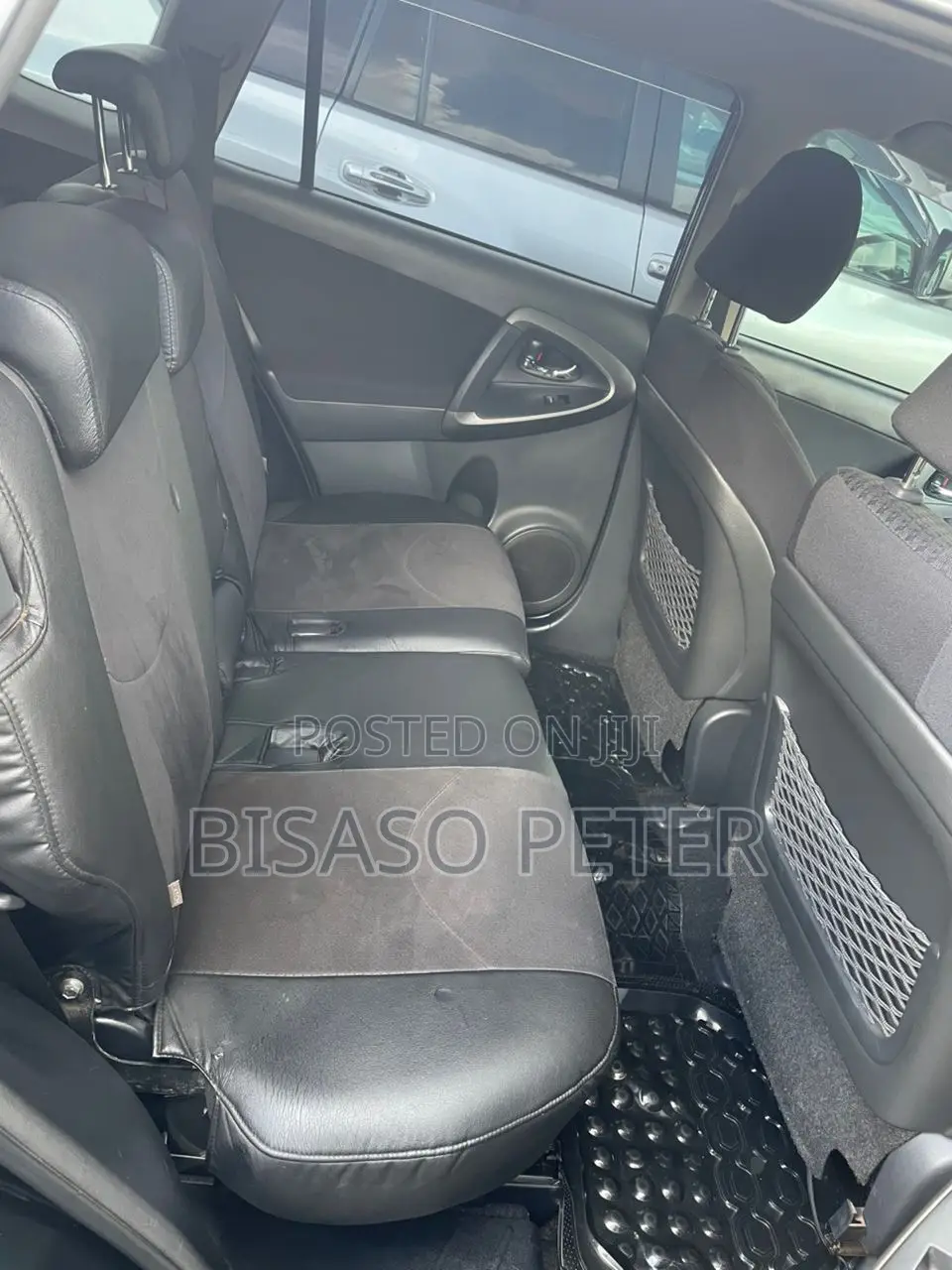 Toyota Vanguard 2011 Black