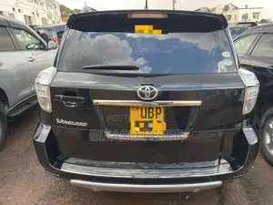 Toyota Vanguard 2011 Black