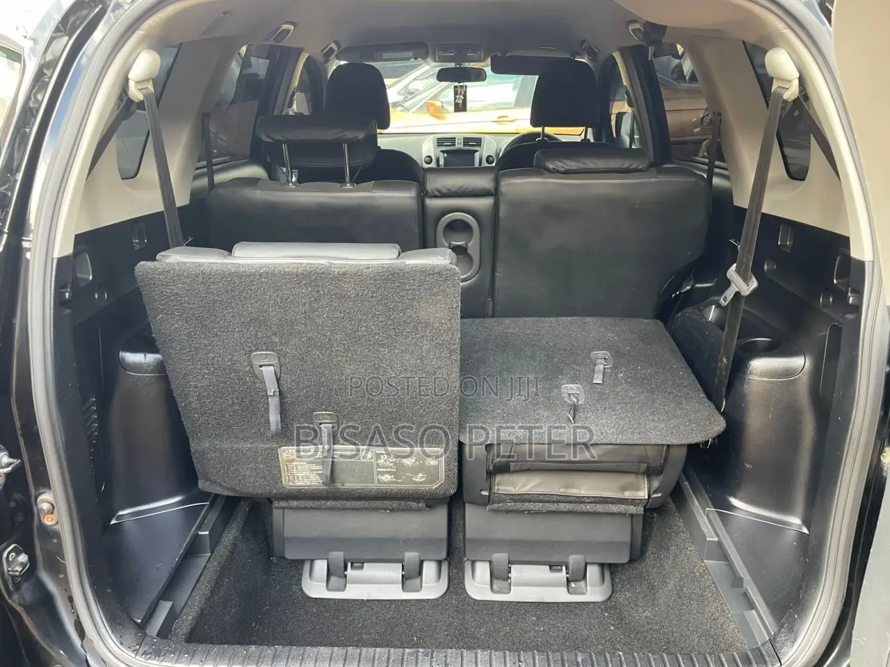 Toyota Vanguard 2011 Black