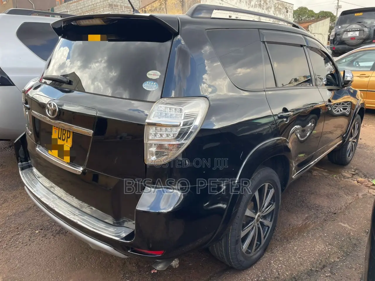 Toyota Vanguard 2011 Black
