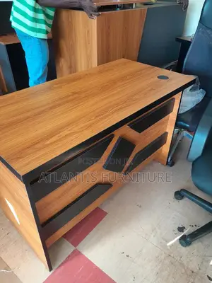 Finest Computer Table for Executive Office (Front Designed)