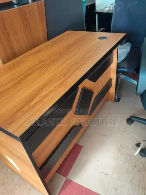 Finest Computer Table for Executive Office (Front Designed)