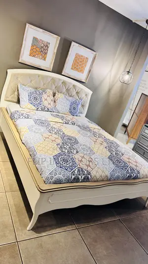 Modern Bedroom Design Furnishing