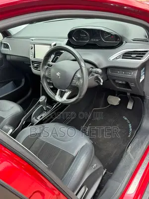 Peugeot 2008 2017 Red