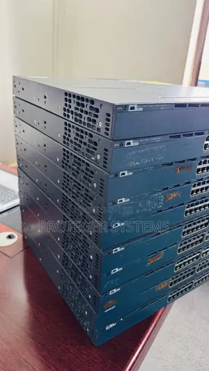 Cisco C3560-X 24 Port Poe+ Gigabit Network Switch