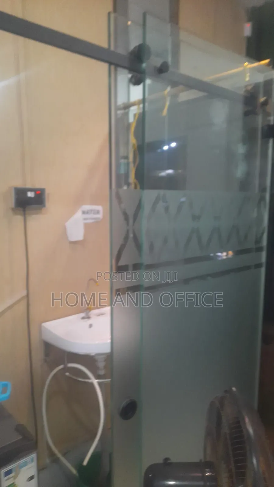 Birthroom Glass Sliding Doors