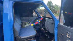 Isuzu Elf Dumper