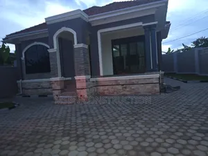 5bdrm Bungalow in Naalya, Central Division for sale
