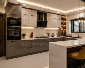 Premium Kitchen Cabinet Finishing