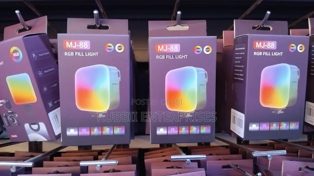 Led Fill Light For Photography And Makeup.