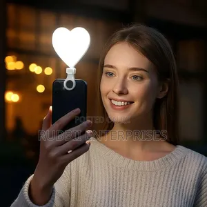 Heart-Shaped Clip Fill Light for Smartphones and Laptops.