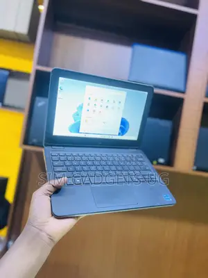 Laptop Dell Latitude 3120 4GB Intel Celeron SSD 128GB