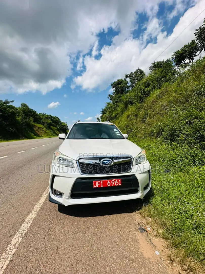 Subaru Forester 2.0XT Premium AWD 2018 White
