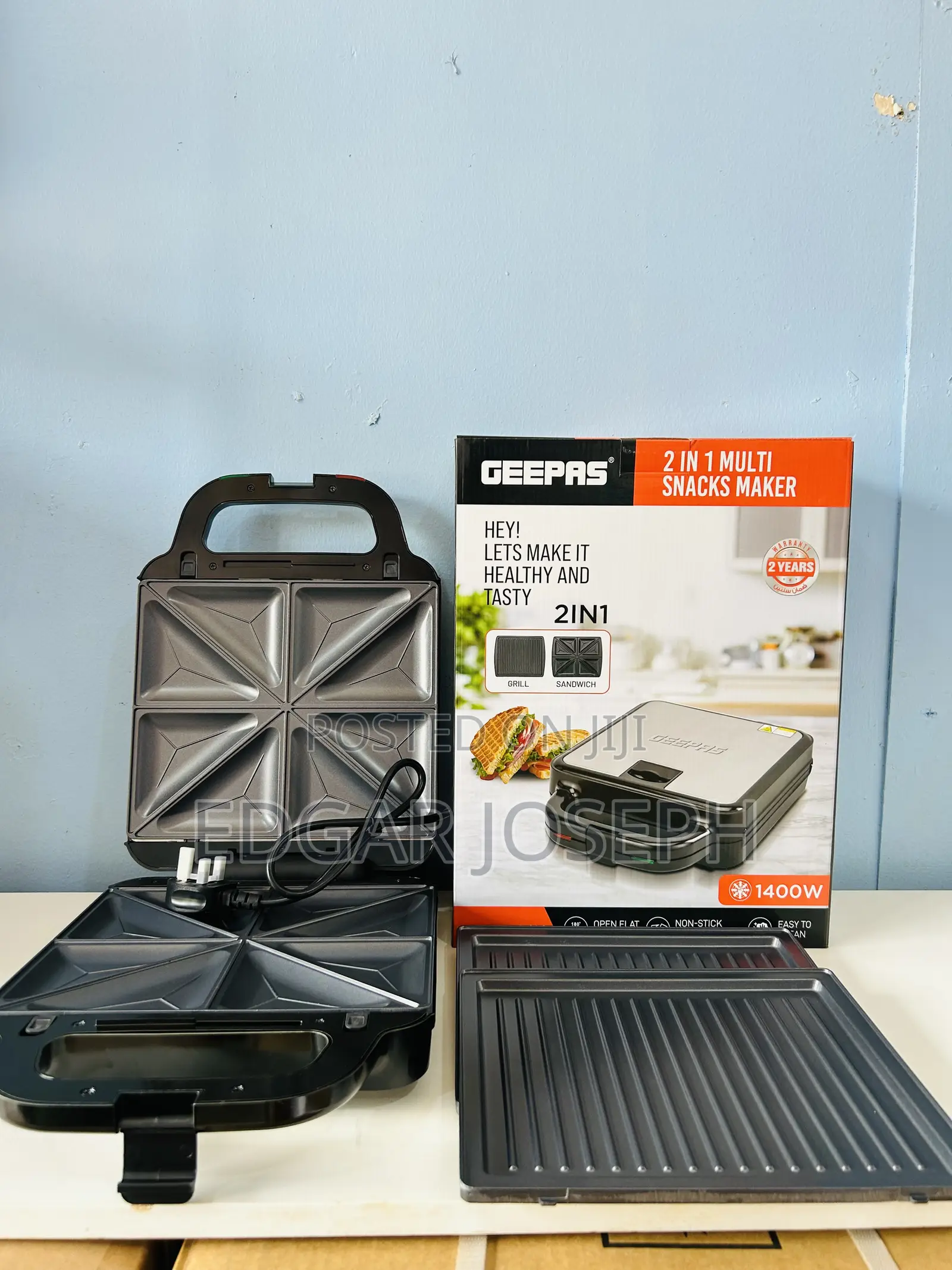 Geepas Grill and Sandwich Maker 2 In1