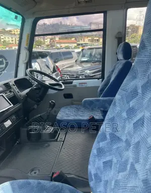Mitsubishi Fuso Rosa 2014 White