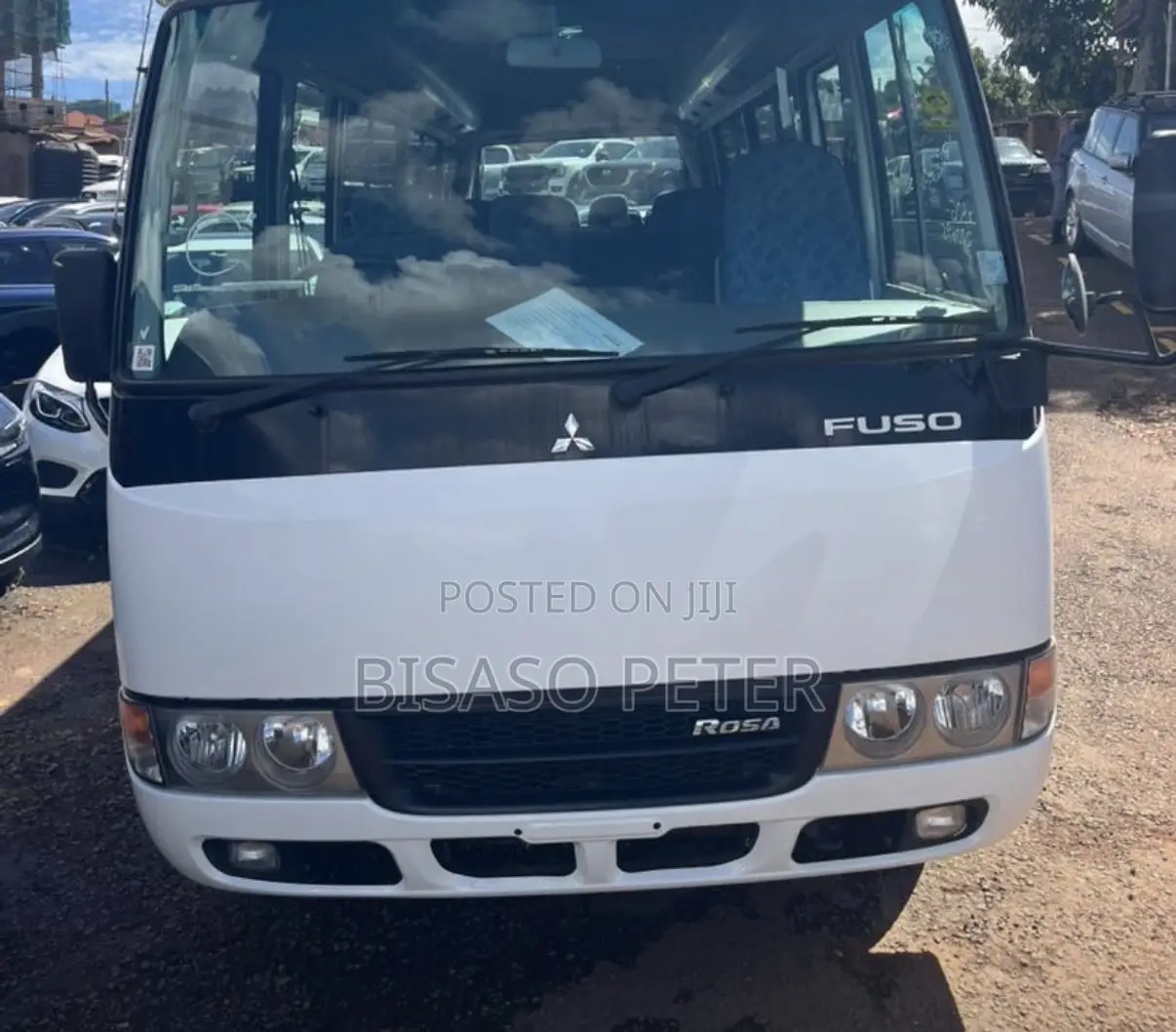 Mitsubishi Fuso Rosa 2014 White