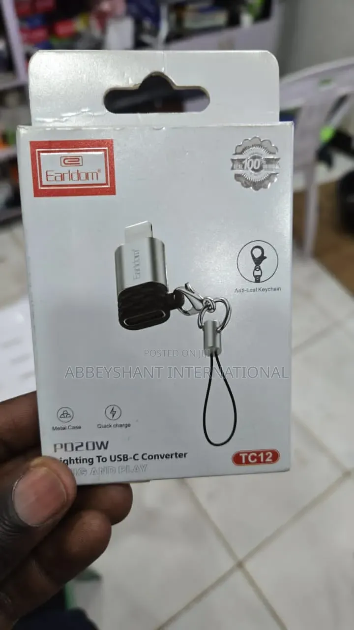 Type C to iPhone Connector
