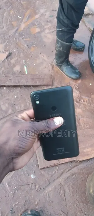 Tecno Spark 3 16 GB Black
