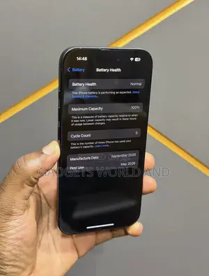 New Apple iPhone 16 128 GB Black