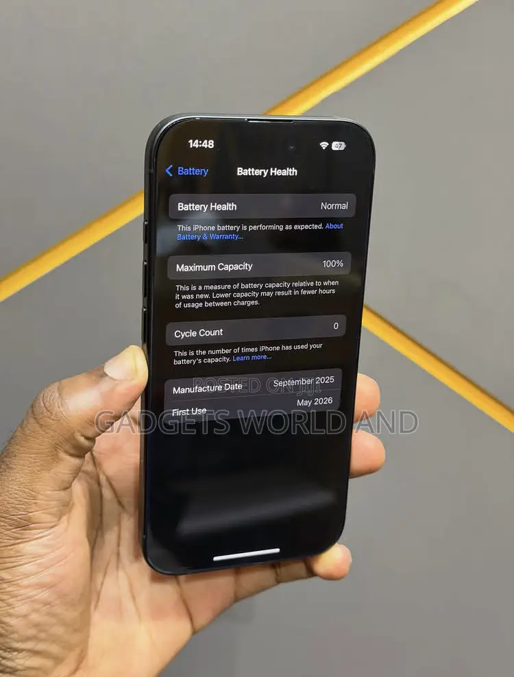 New Apple iPhone 16 128 GB Black