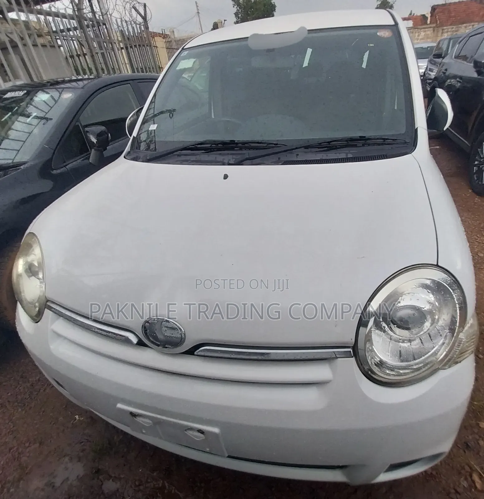 Toyota Sienta 2011 White