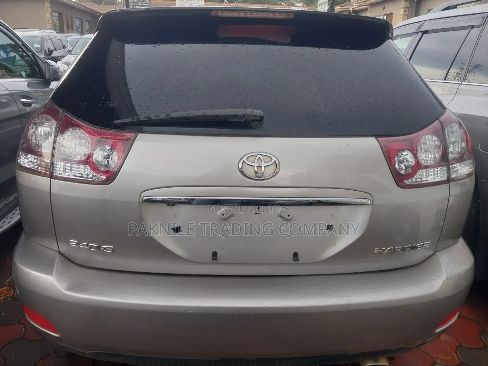 Toyota Harrier 2012 Gold