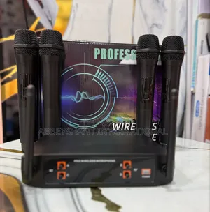 Wireless Four-Microphone System/Handheld Microphones Receiver Unit.
