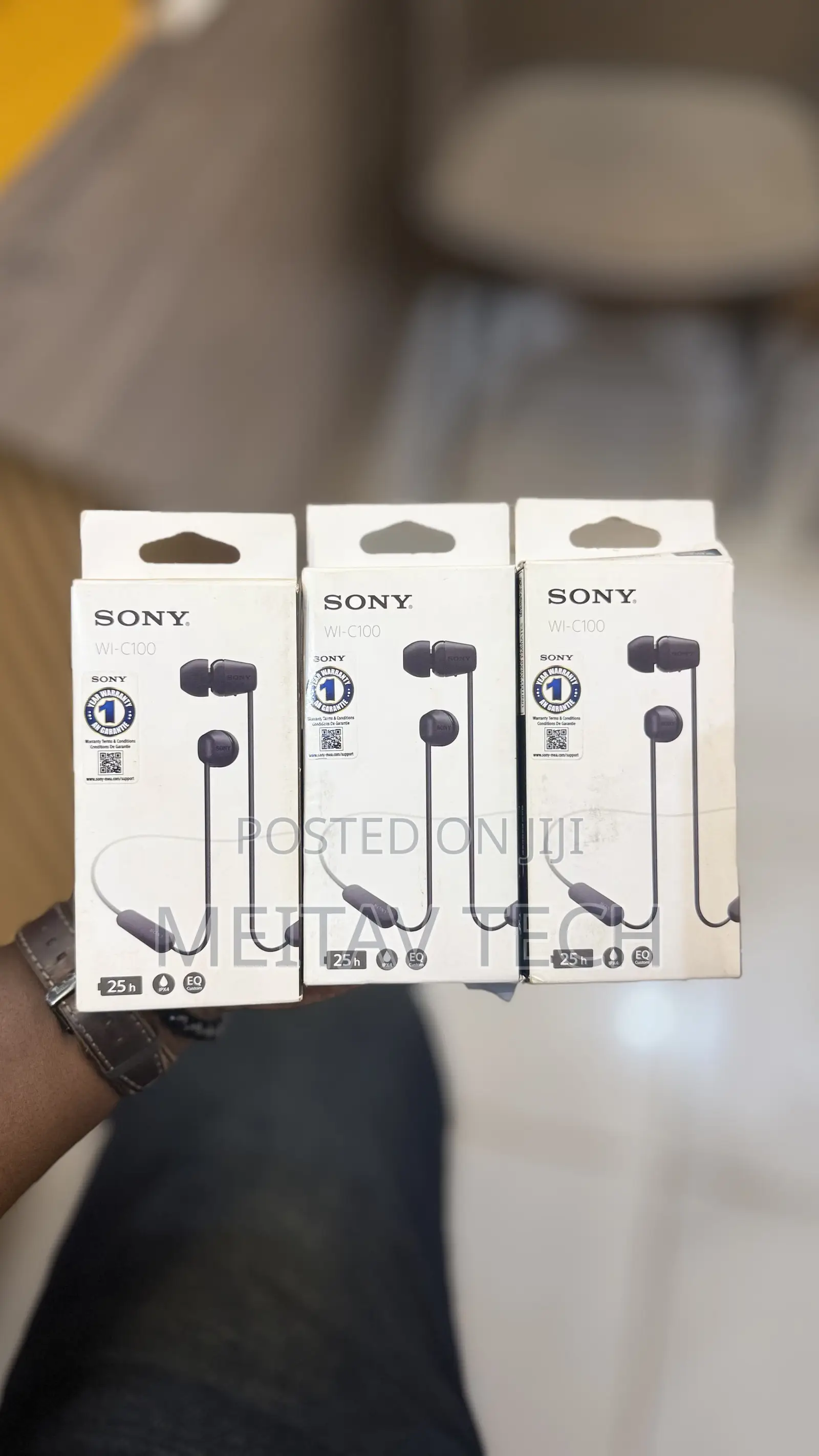 Sony Wi C100 Wireless in-Ear Bluetooth Headphones