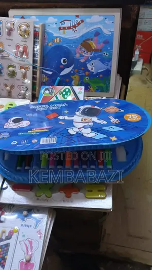 75-Piece Space-Themed Children's Art Set