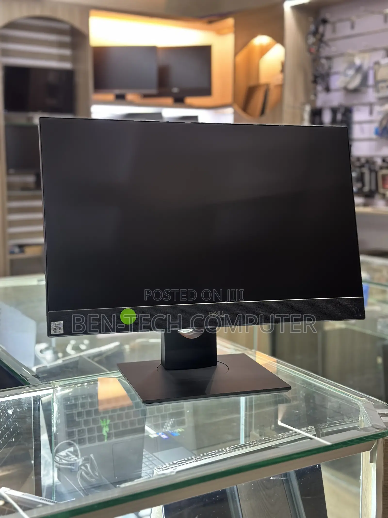Desktop Computer Dell 8GB Intel Core i5 SSD 256GB