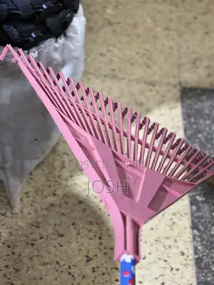 Plastic Rake/ Rubbish Collector