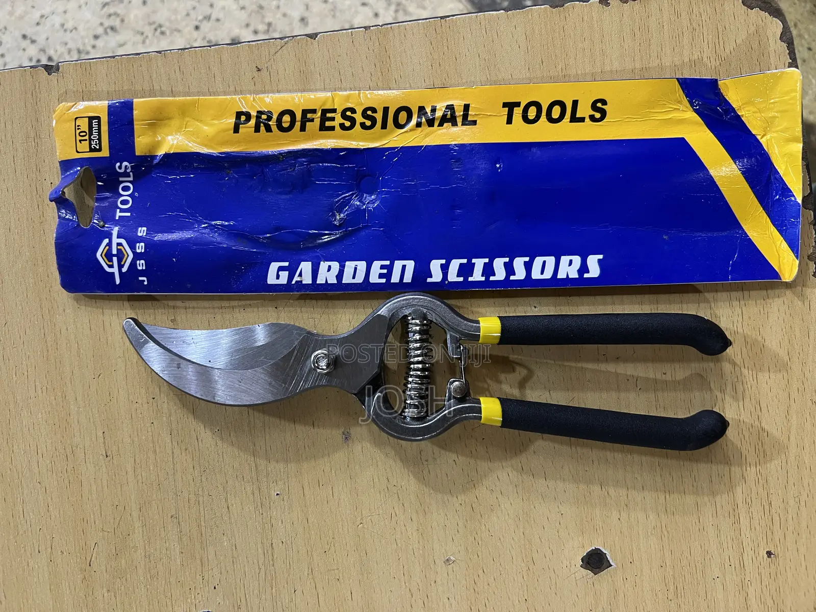 Secateur/ Pruning Scissors