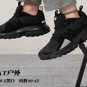 Comfortable Soft Lining Zipper Cow Leather Sneakers