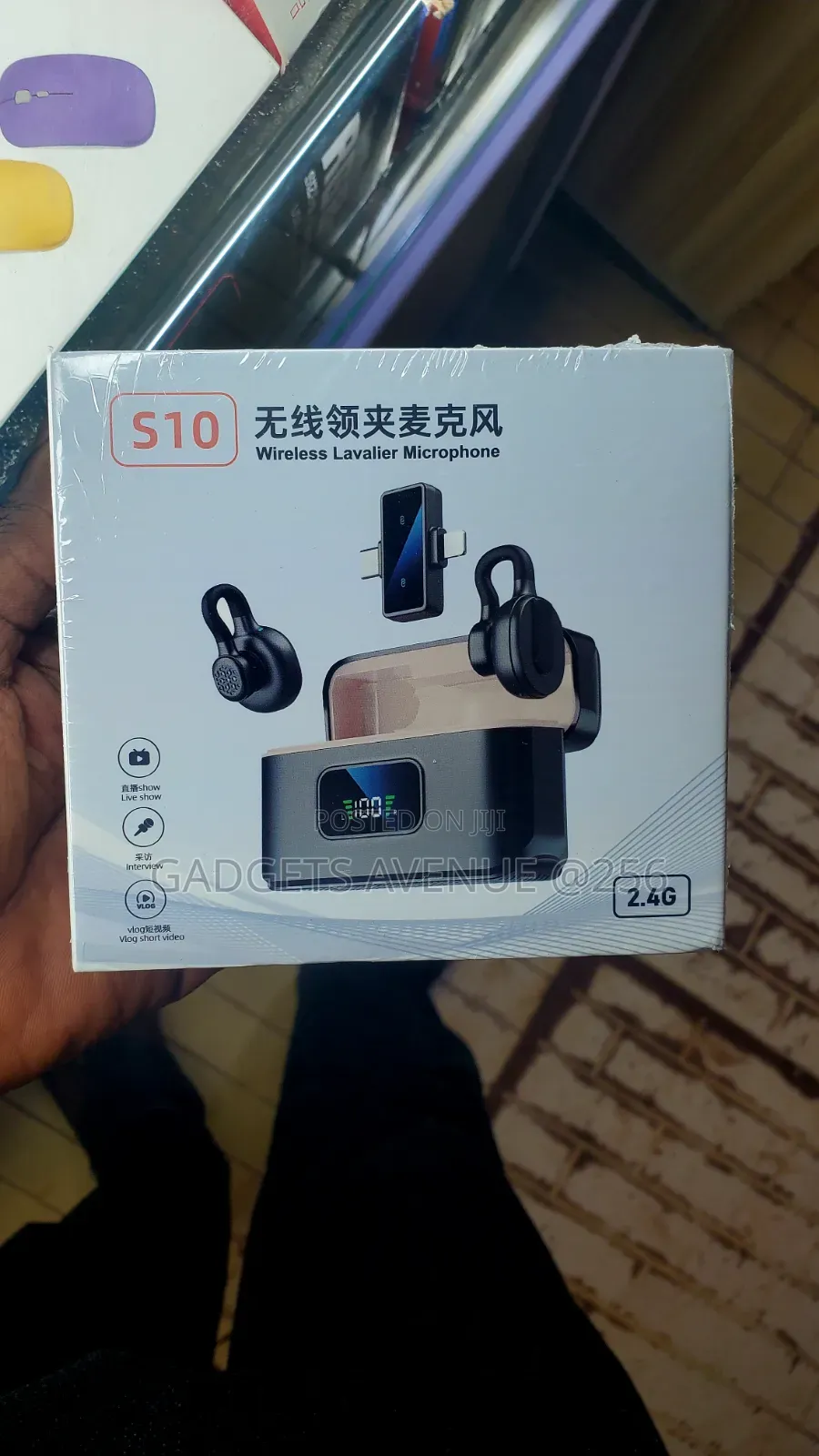 S10 Wireless Lavalier Microphone