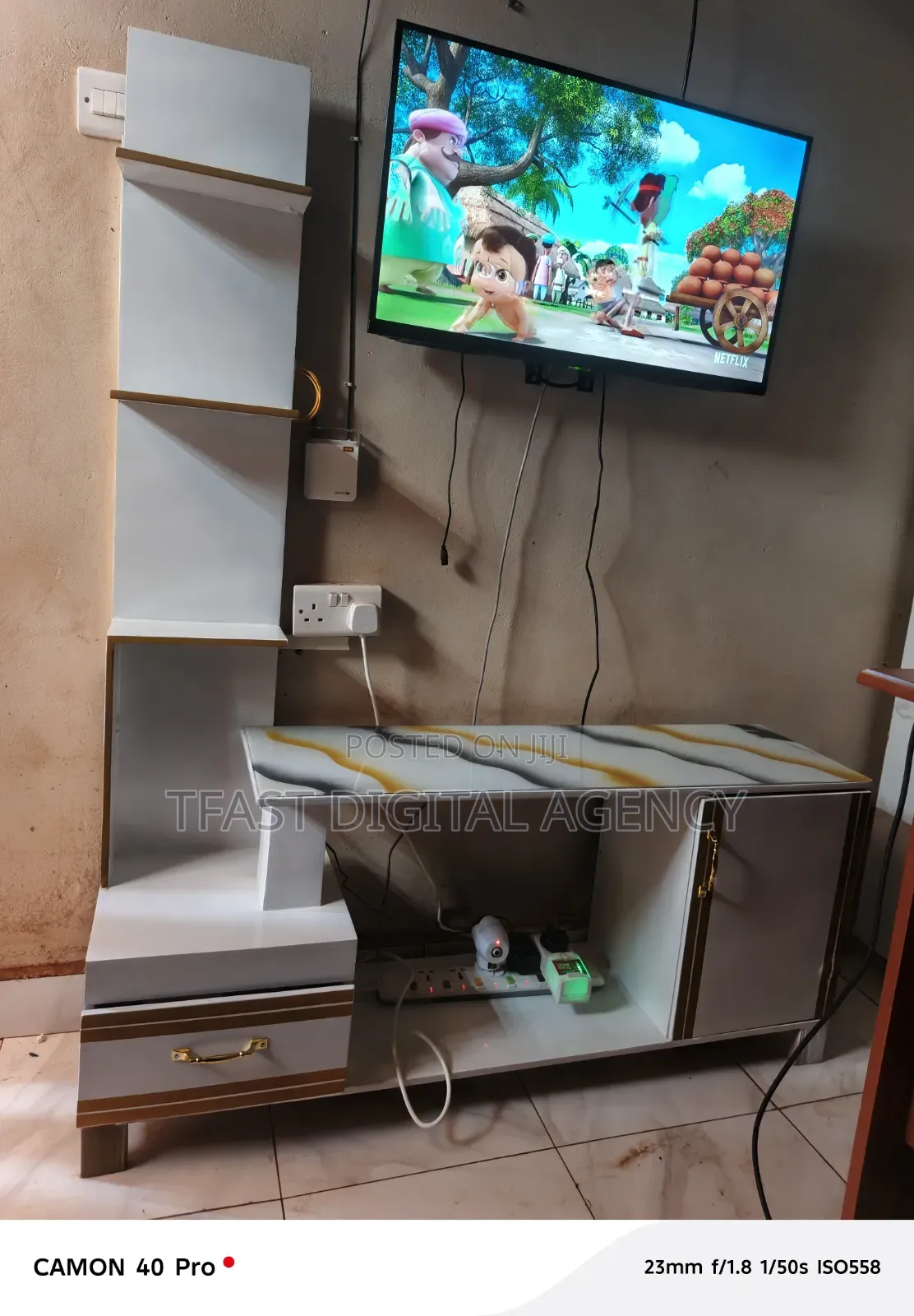 Tv Stand in Good Condition