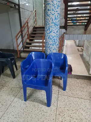 Blue PVC Mid Back Armrest Plastic Chairs Plastic Chairs