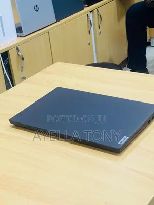 New Laptop Lenovo Ideapad 3 8GB Intel Core i7 SSD 512GB