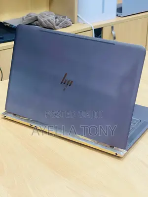 New Laptop HP Spectre 14 8GB Intel Core i7 SSD 256GB