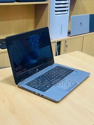 New Laptop HP EliteBook 840 G2 8GB Intel Core i5 SSHD (Hybrid) 500GB
