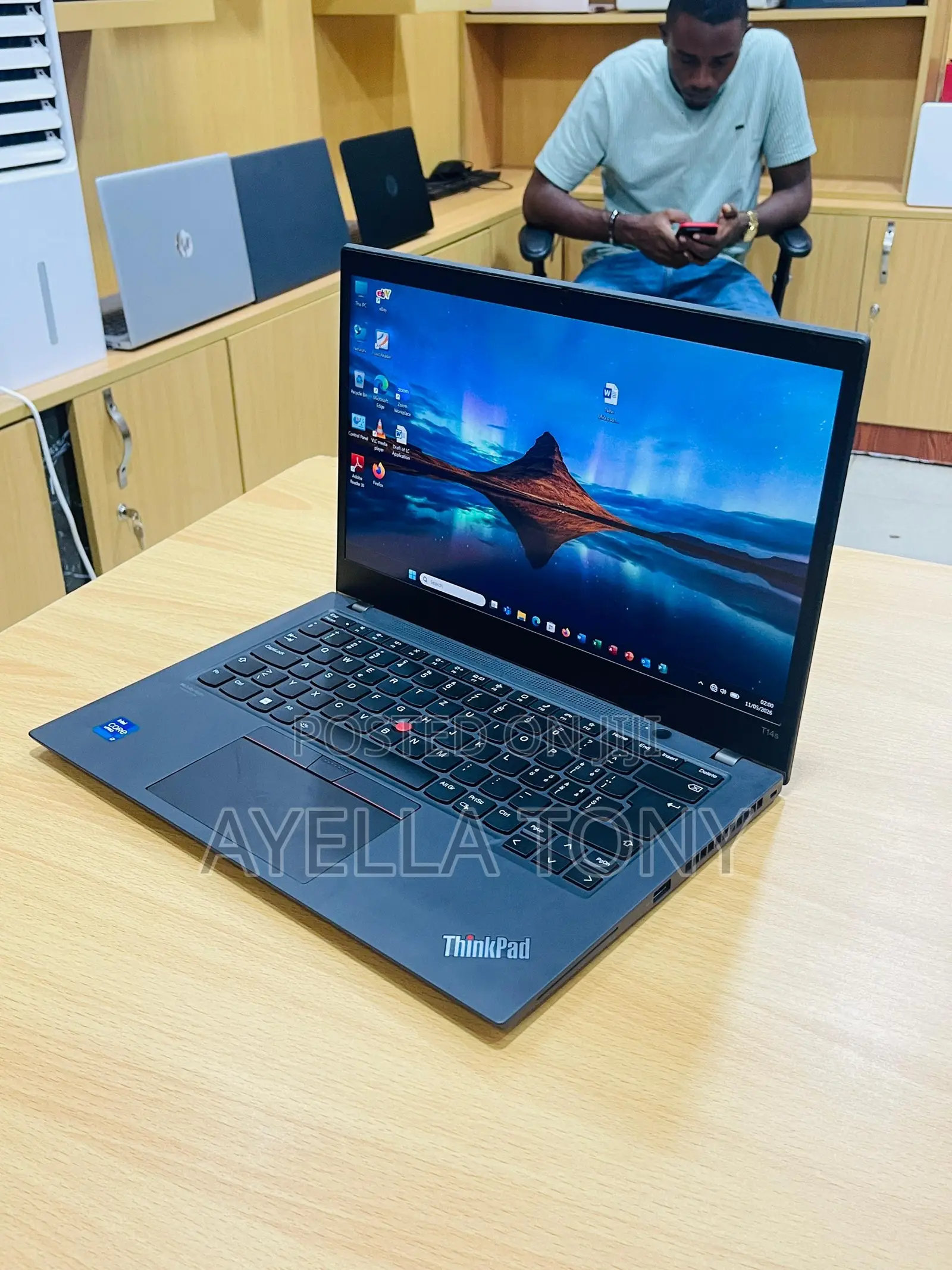 New Laptop Lenovo ThinkPad T14 32GB Intel Core i7 SSD 512GB
