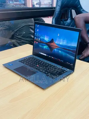 New Laptop Lenovo ThinkPad T14 32GB Intel Core i7 SSD 512GB
