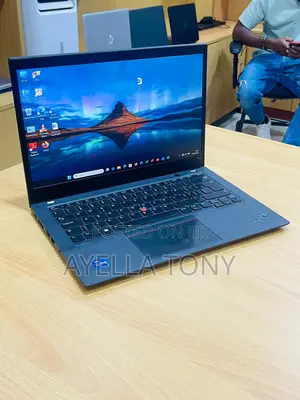 New Laptop Lenovo ThinkPad T14 32GB Intel Core i7 SSD 512GB