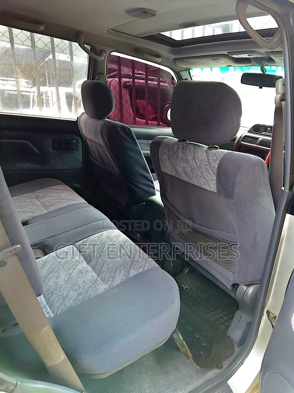 Toyota IST 2002 Silver