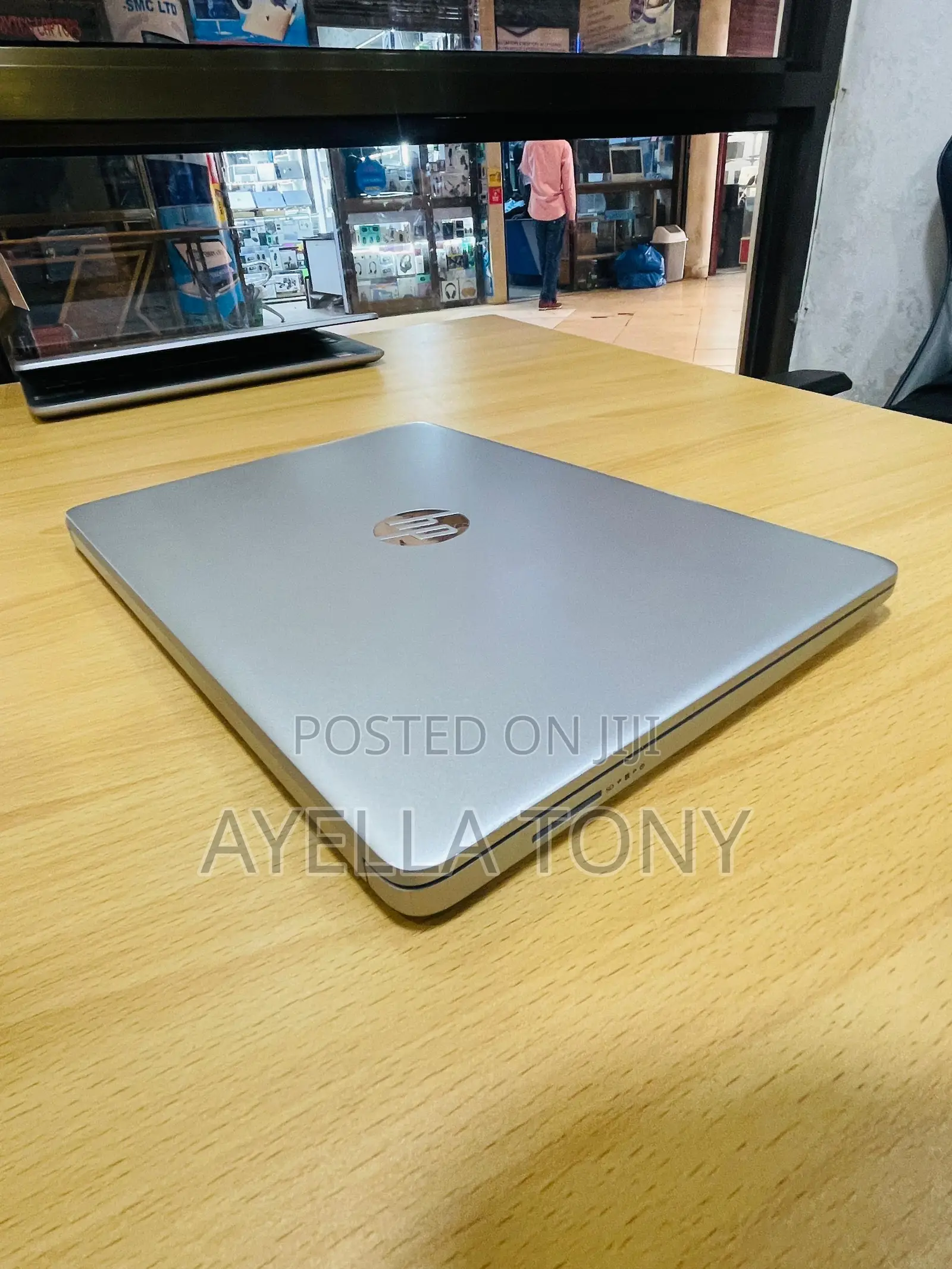 New Laptop HP Stream Notebook 8GB Intel Core i7 SSD 256GB