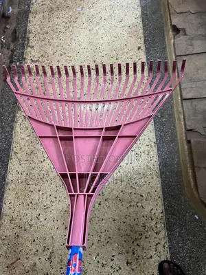 Plastic Rake/ Rubbish Collector
