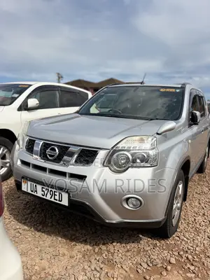 Nissan X-Trail 2.0 Petrol XE 2010 Silver
