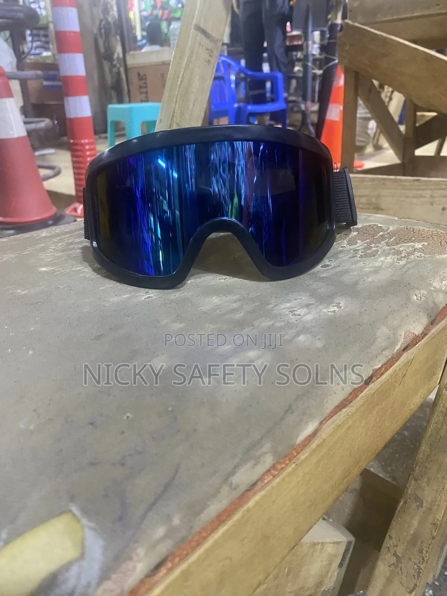 Dark Safety Goggles