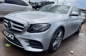 Mercedes-Benz E200 2018 Silver